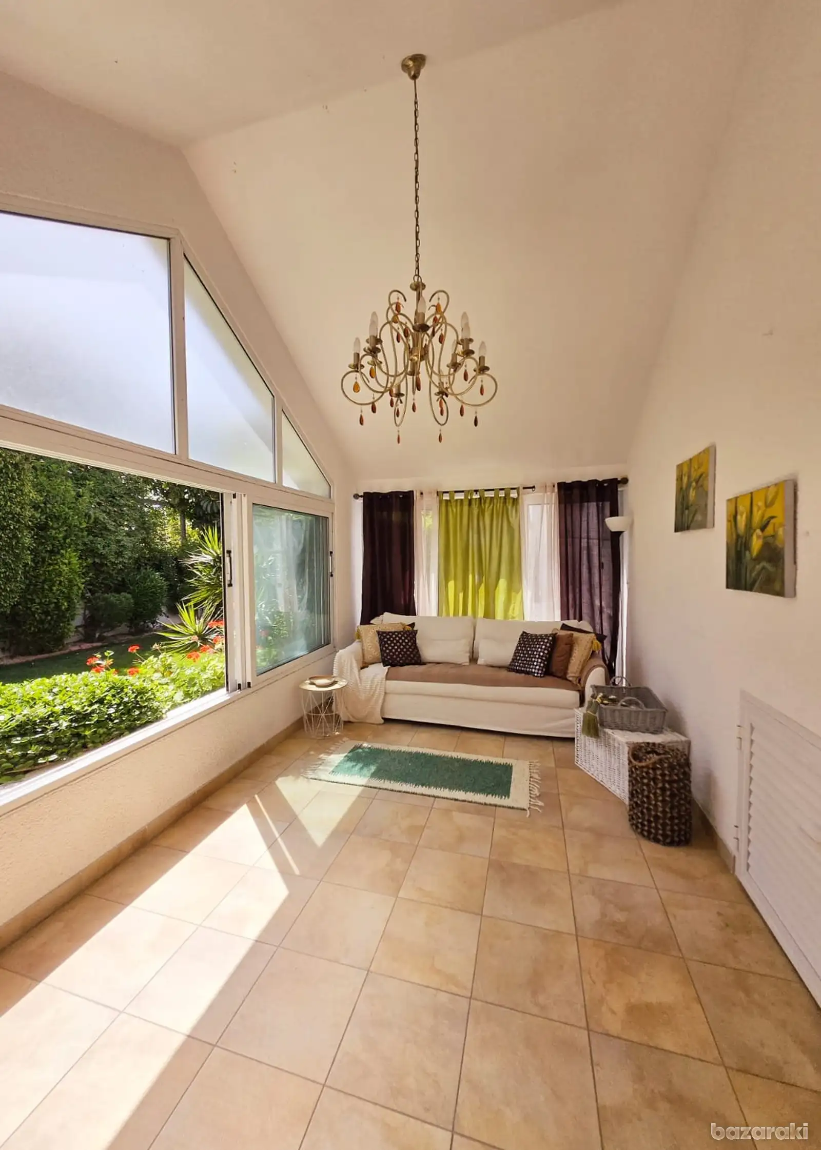 House, 4 bedrooms — 10