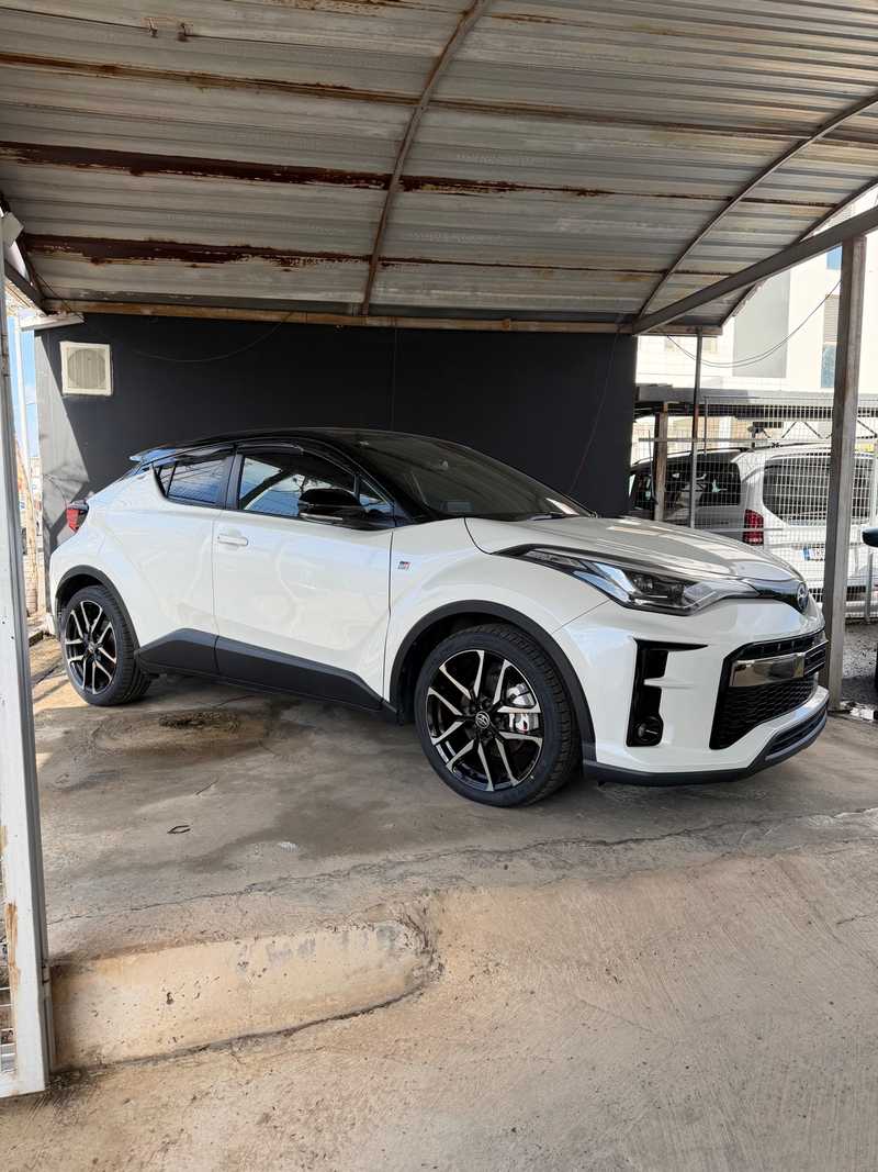 2021 Toyota C-HR 1,8L 2021 Cyprus