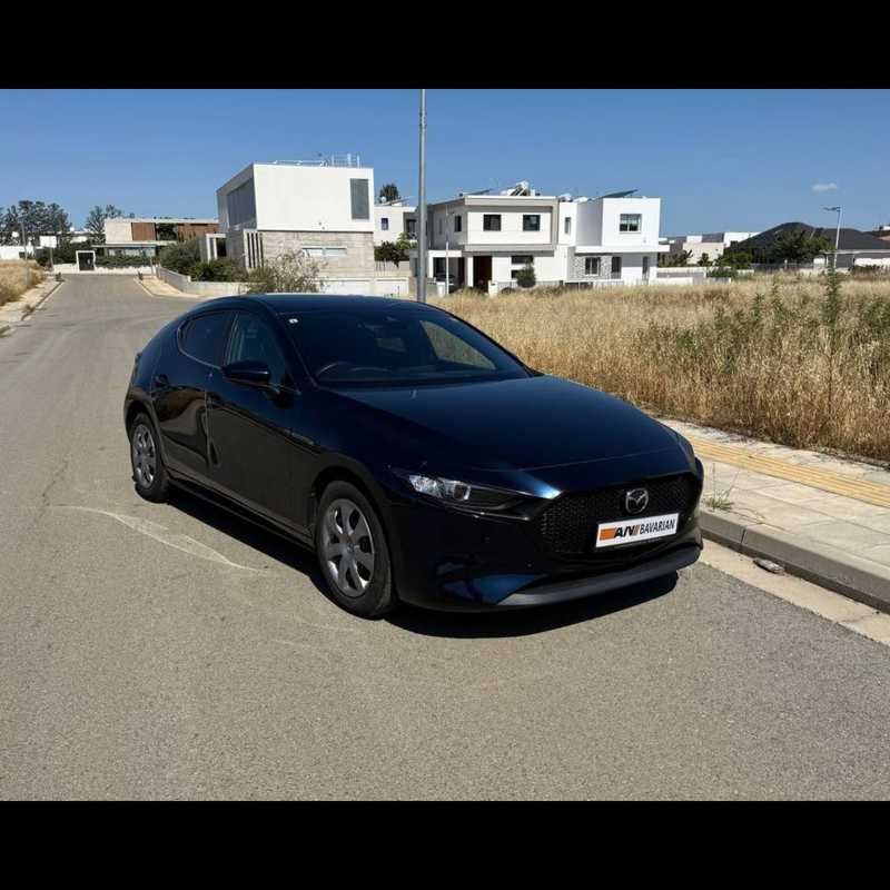 Mazda 3 1,5L 2023