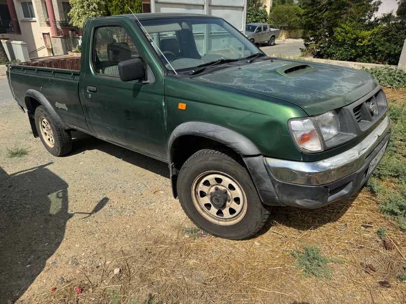 2002 Nissan Navara 2,5L 2002 Cyprus