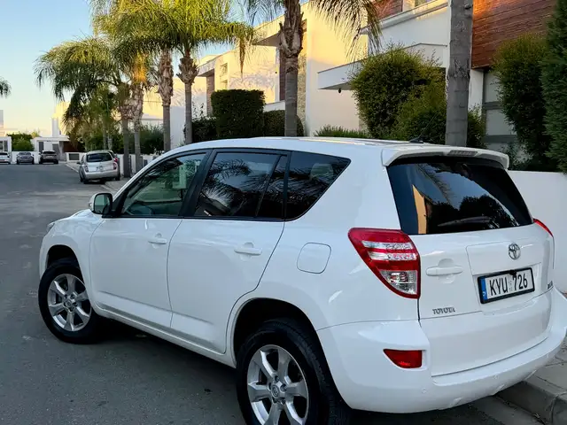 Toyota RAV4 2,0L 2010, Larnaca — Oroklini Tourist Area - 4