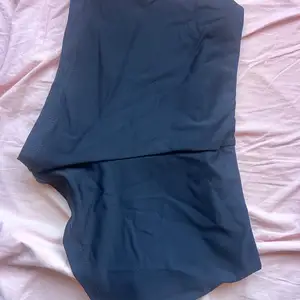 Black micro shorts, Επαρχία Λεμεσού — Λεμεσός - Κάψαλος