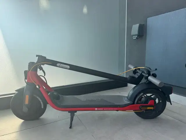 Segway ninebot kickscooter d28e, Επαρχία Λεμεσού — Λεμεσός - Κάψαλος