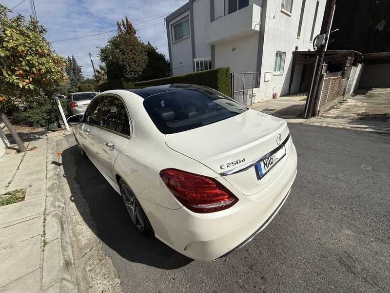 2015 Mercedes-Benz C-Class 2,2L 2015 Cyprus