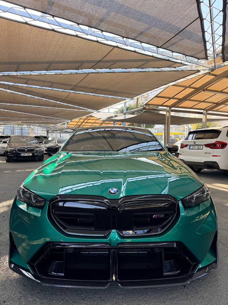 BMW M5 4,4L 2025