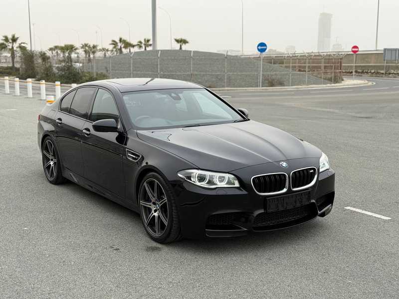 2015 BMW M5 4,4L 2015 Cyprus