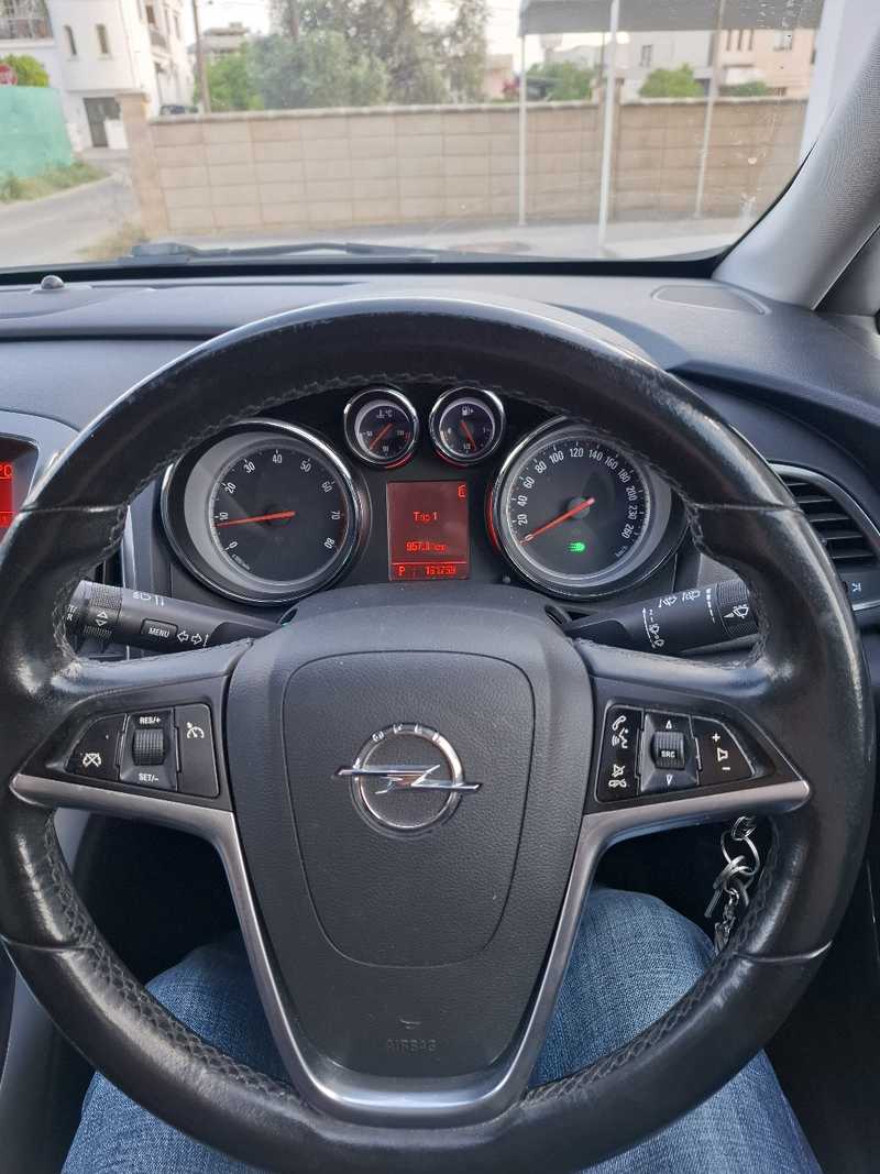 2010 Opel, Vauxhall Astra 1,6L 2010 Cyprus