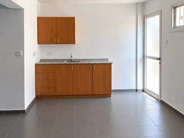Commercial space / shop, Επαρχία Λεμεσού — Λεμεσός - Ομόνοια - 2