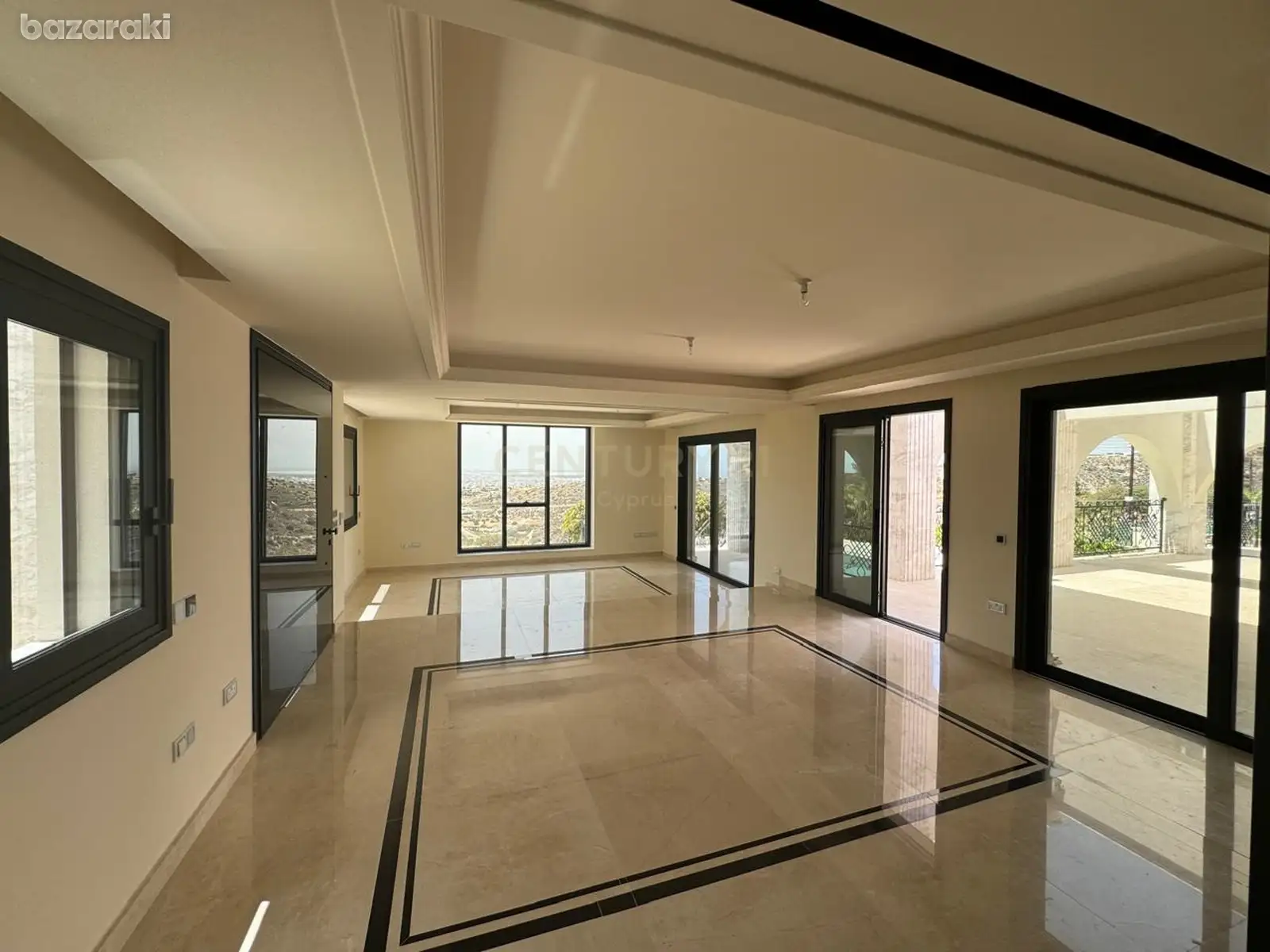 Villa, 5 bedrooms — 11