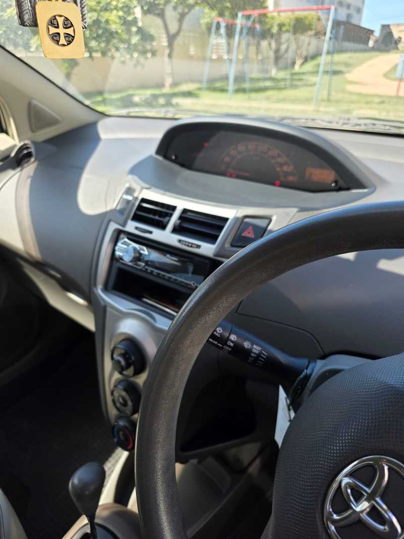 Toyota Vitz 1,3L 2010