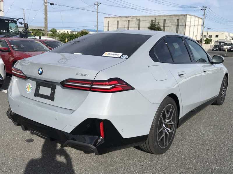 2024 BMW 5-Series 2,0L 2024 Cyprus