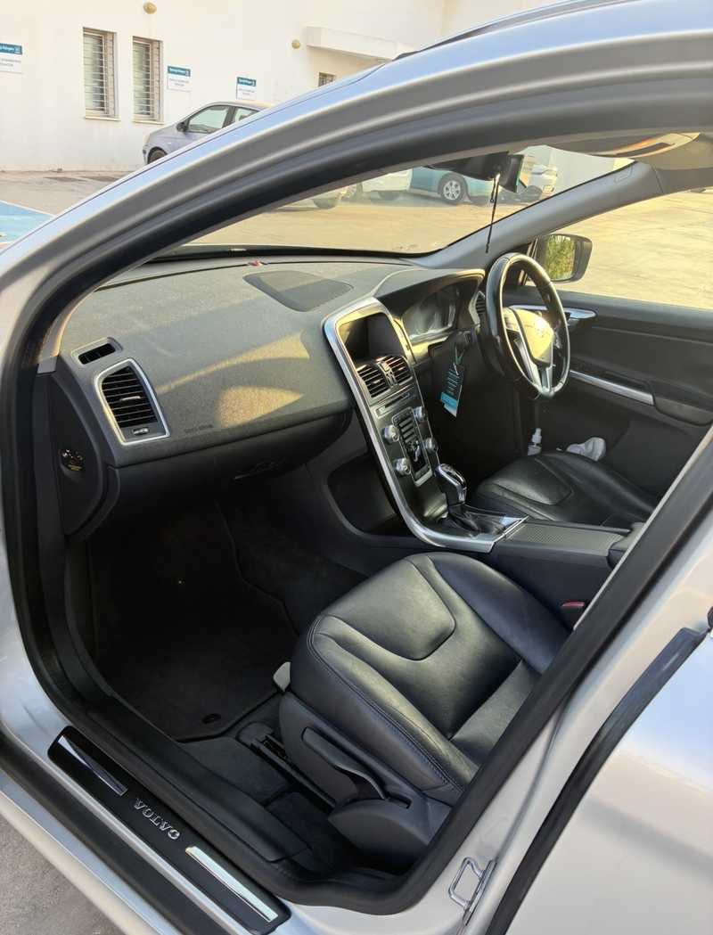 2015 Volvo XC60 2,0L 2015 Cyprus
