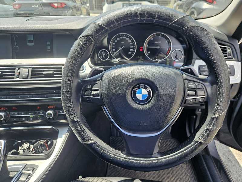 2011 BMW 5-Series 2,0L 2011 Cyprus