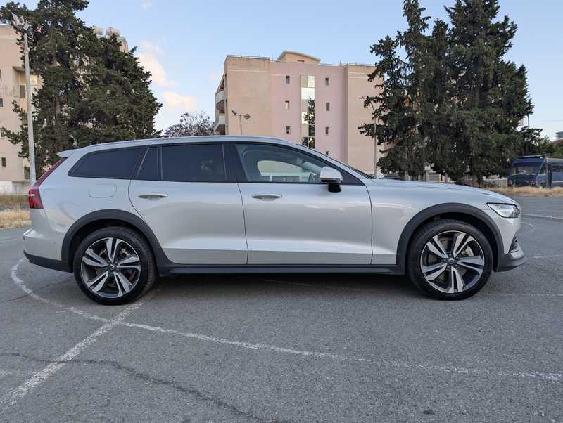 2021 Volvo V60 2,0L 2021 Cyprus