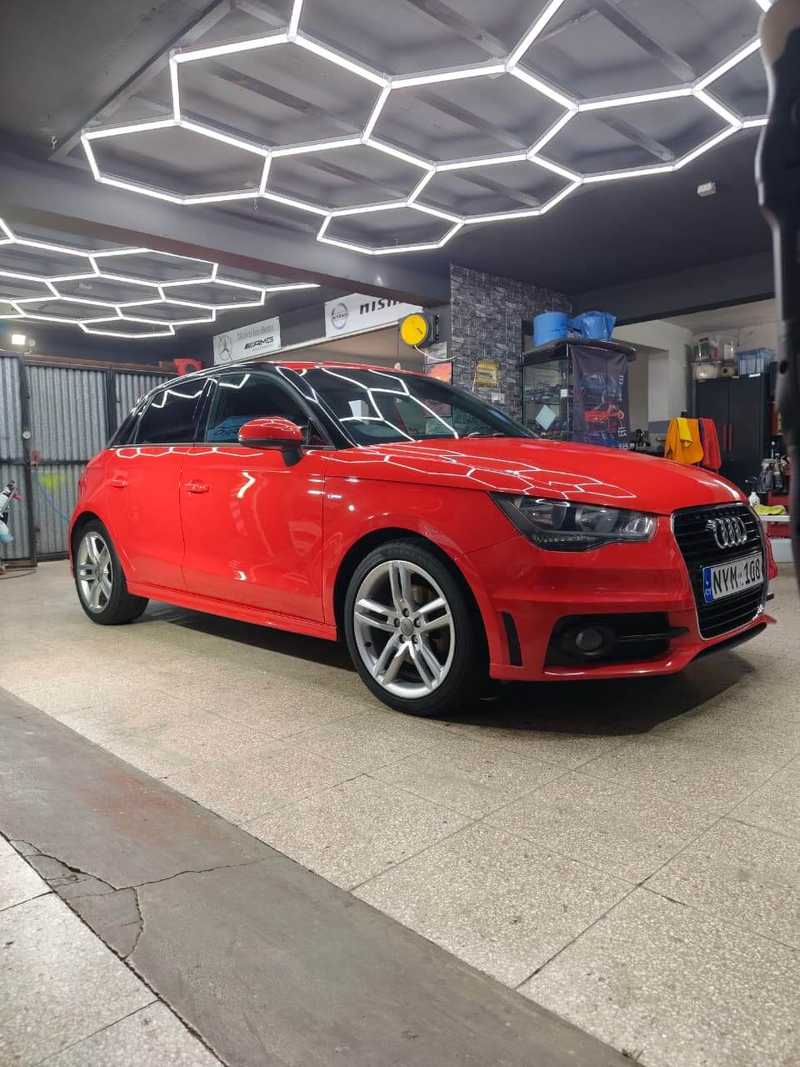 Audi A1 1,6L 2014