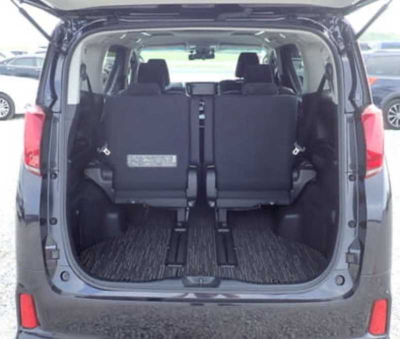2021 Toyota Alphard 2,5L 2021 Cyprus