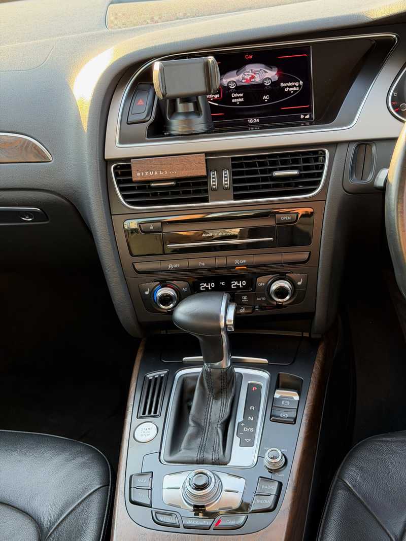 2012 Audi A4 2,0L 2012 Cyprus