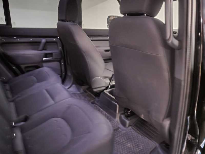 2022 Land Rover Defender 2,0L 2022 Cyprus