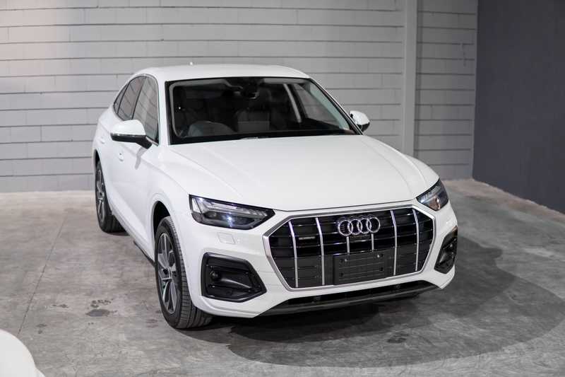 2022 Audi Q5 2,0L 2022 Cyprus