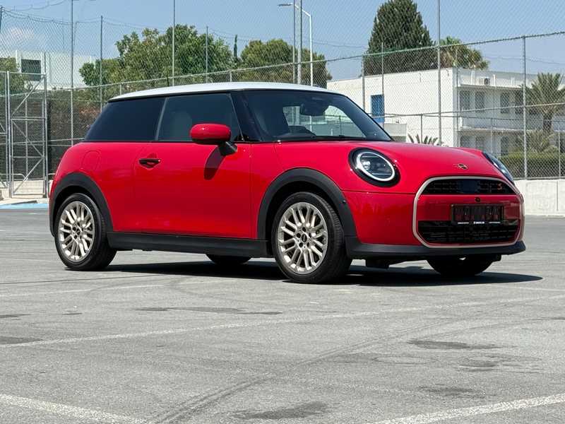 Mini Cooper 2,0L 2024