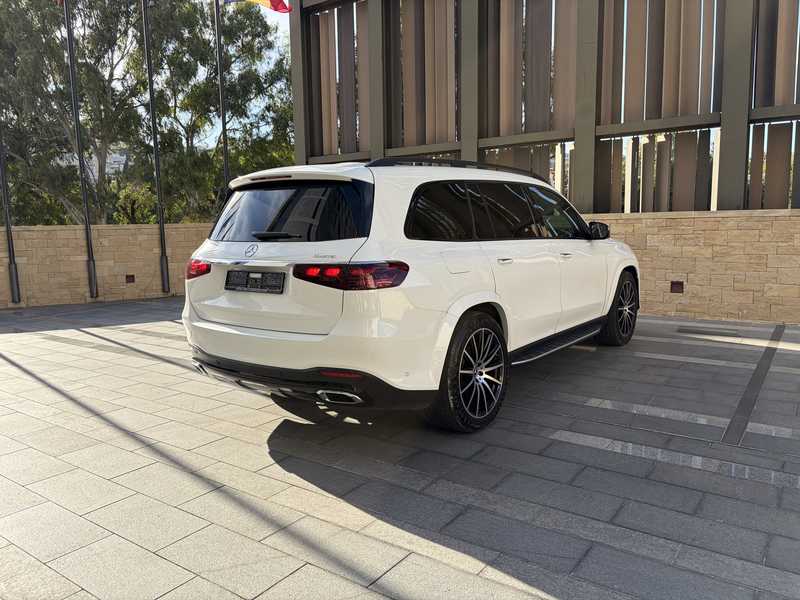 2025 Mercedes-Benz GLS-Class 3,0L 2025 Cyprus