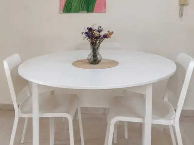 Τραπεζαρία ΙΚΕΑ +2 καρέκλες, Nicosia — Strovolos - Agios Vasileios