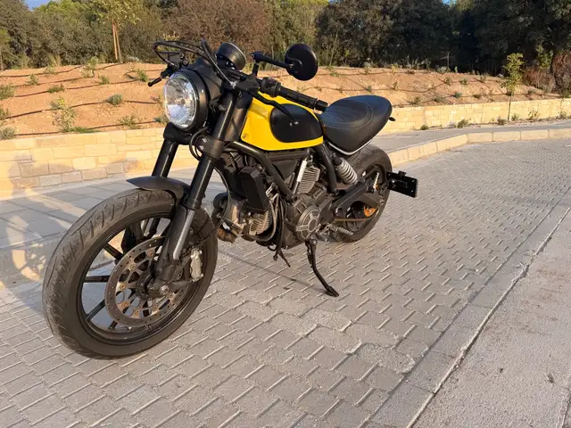Ducati scrambler custom cyprus bike, Paphos — Mesogi