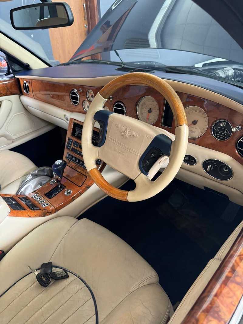 1998 Bentley Arnage 6,8L 1998 Cyprus