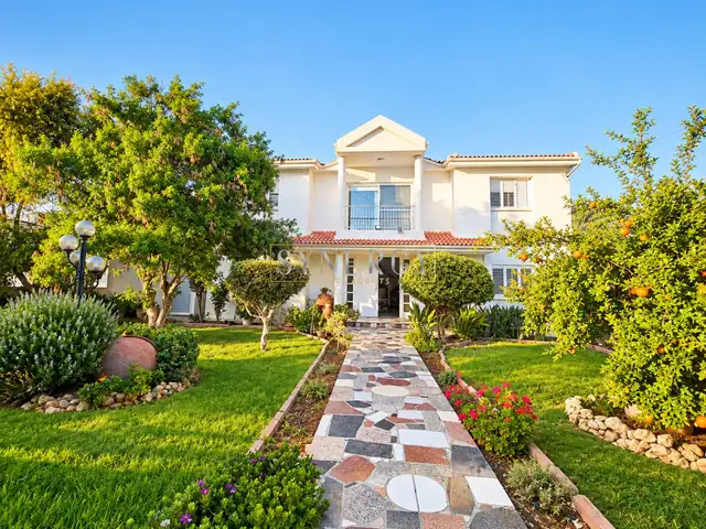 4-bedroom detached house for sale, Nicosia — Strovolos - Agios Vasileios