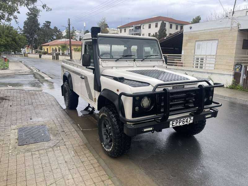 1997 Land Rover Defender 2,5L 1997 Cyprus