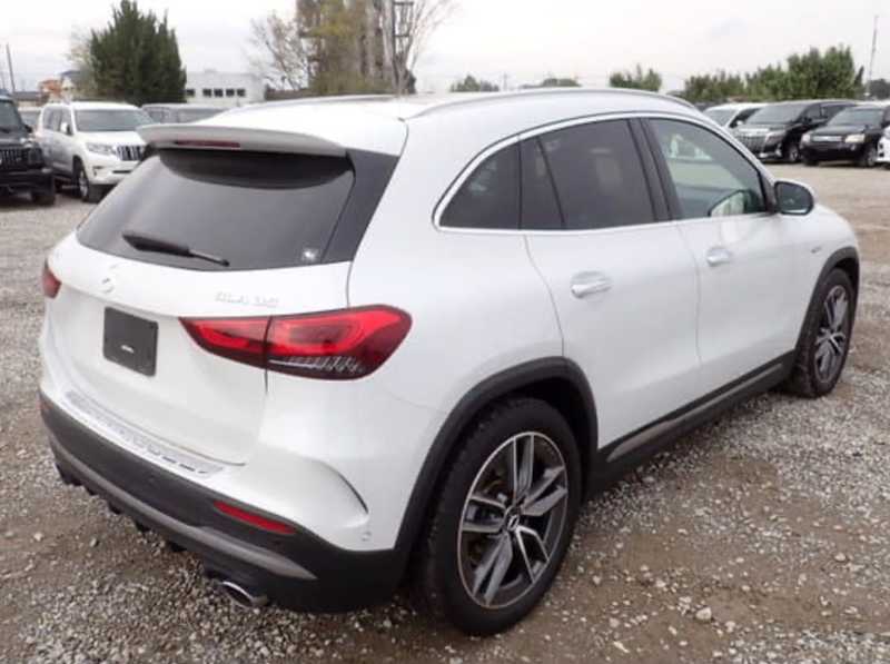 2022 Mercedes-Benz GLA 35 2,0L 2022 Cyprus