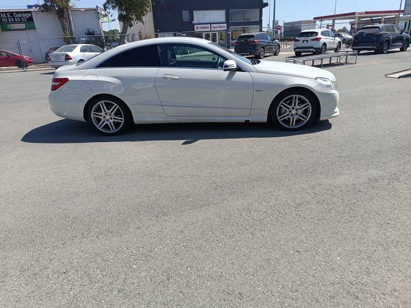 2011 Mercedes-Benz E-Class 2,2L 2011 Cyprus