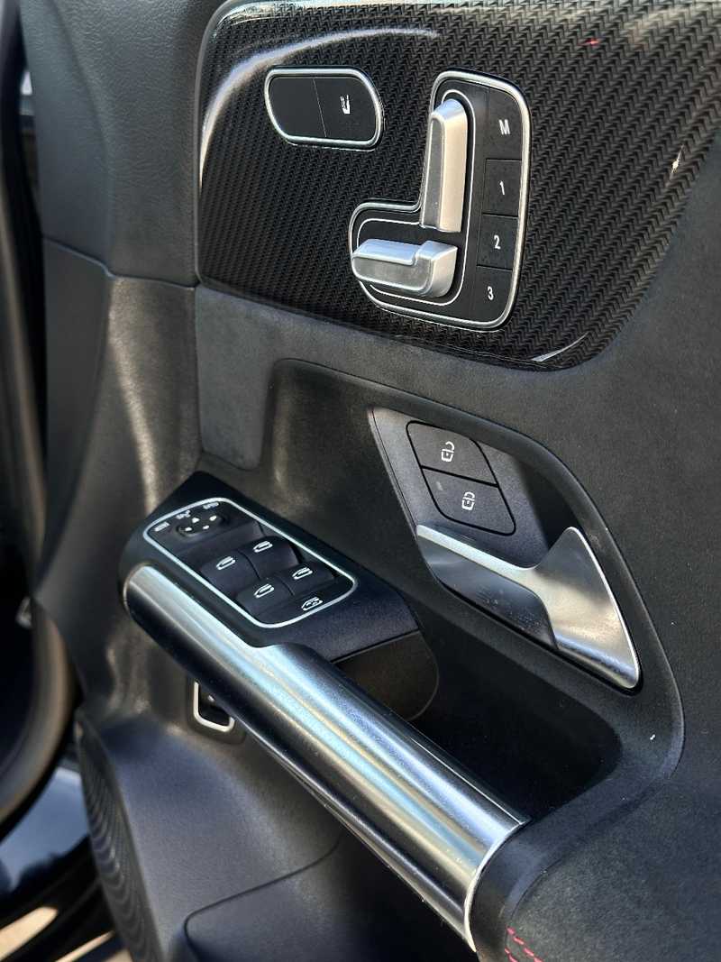 2022 Mercedes-Benz GLA-Class 2,0L 2022 Cyprus