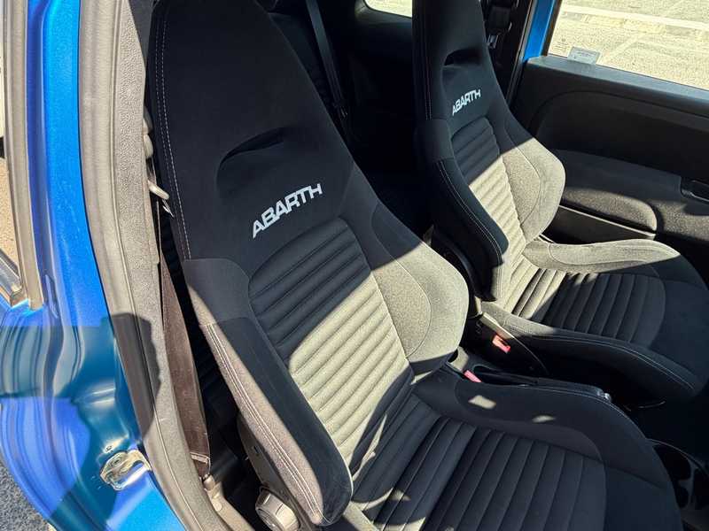 2021 Fiat Abarth 595 1,4L 2021 Cyprus