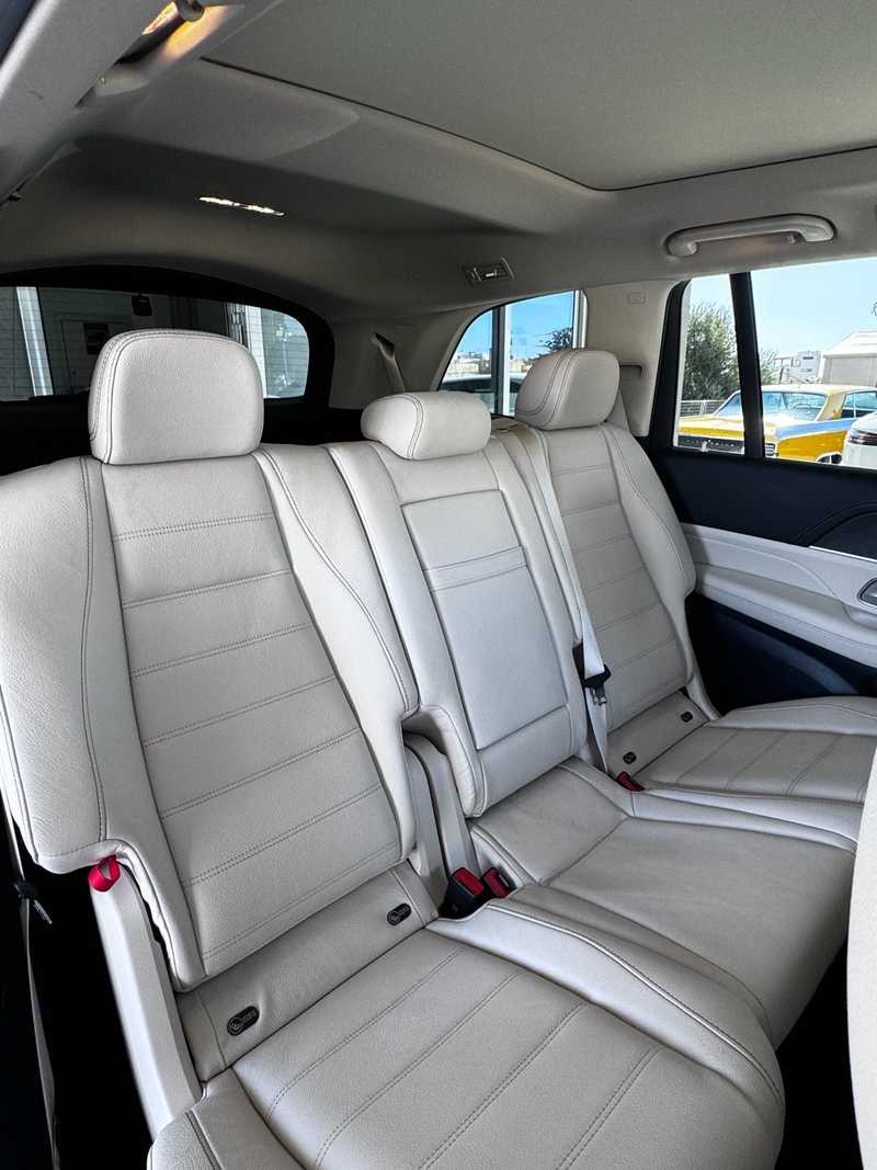2024 Mercedes-Benz GLS-Class 3,0L 2024 Cyprus
