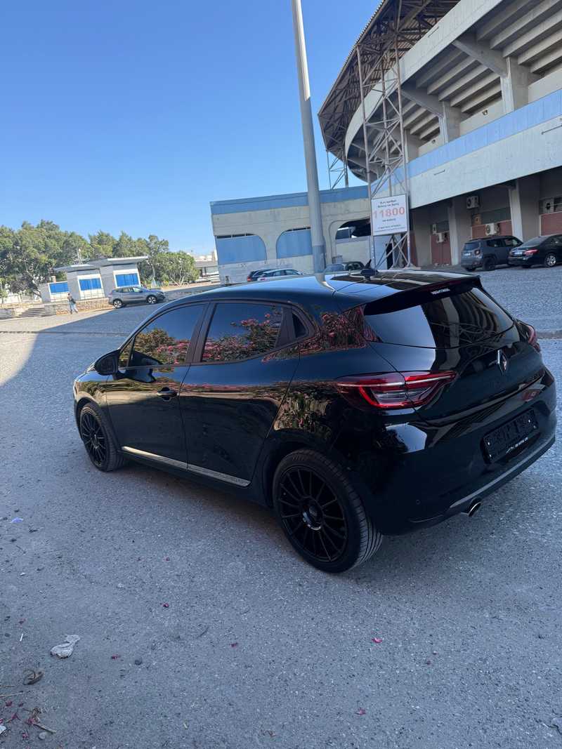 2020 Renault Clio 1,0L 2020 Cyprus