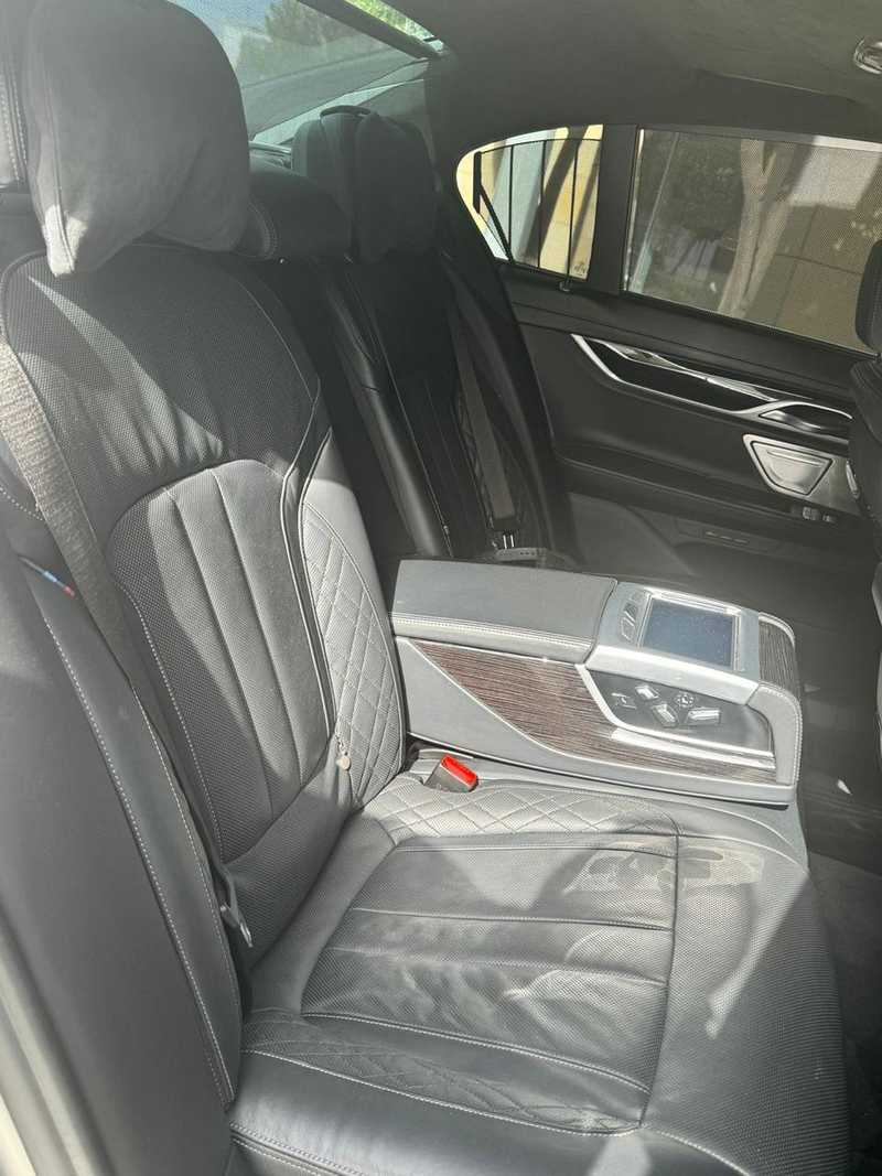 2020 BMW 7-Series 5,0L 2020 Cyprus