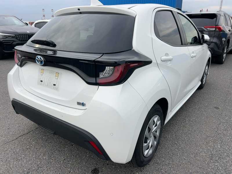 2022 Toyota Yaris 1,5L 2022 Cyprus