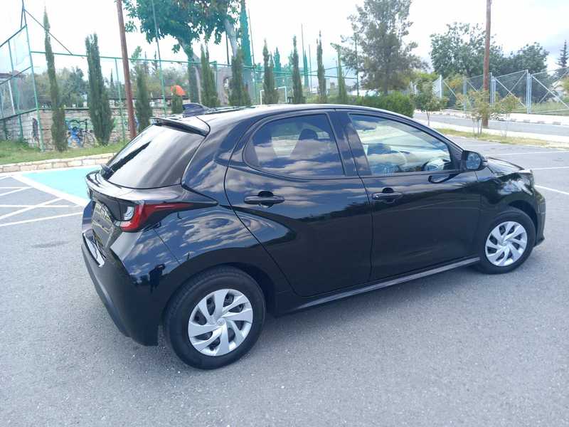 2022 Toyota Yaris 1,5L 2022 Cyprus