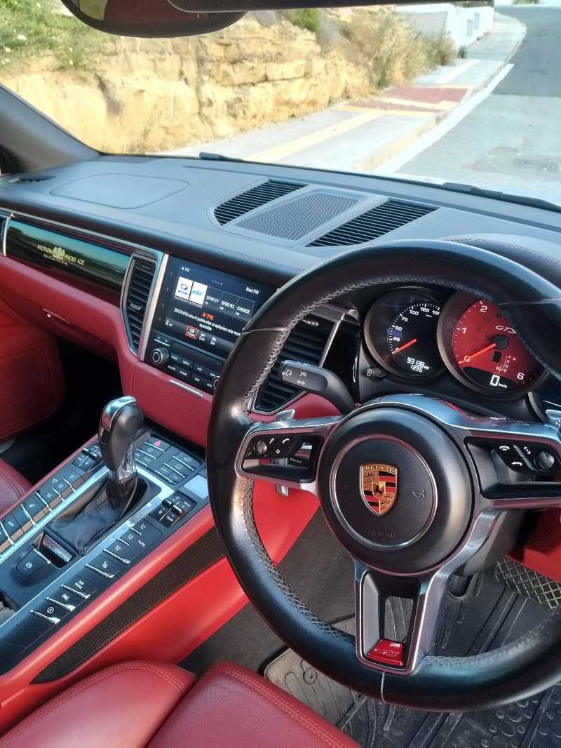 2017 Porsche Macan 3,0L 2017 Cyprus