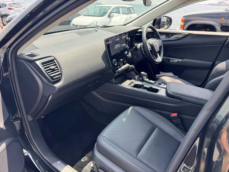 2025 Lexus NX 2,5L 2025 Cyprus