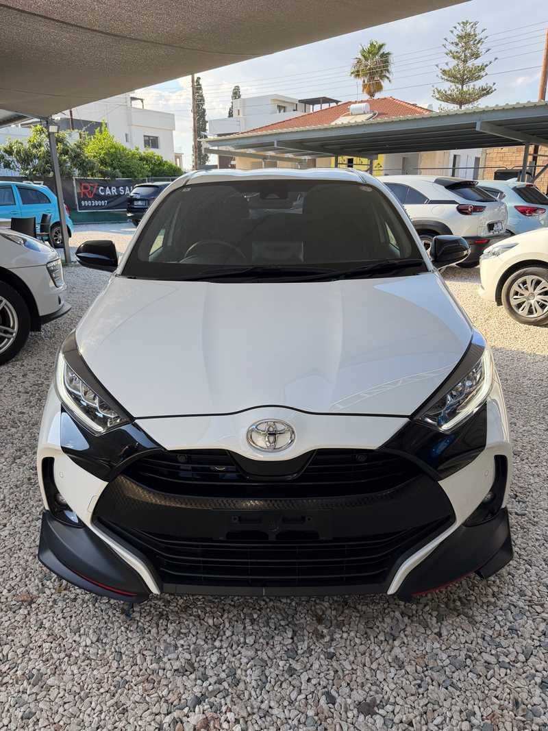 2022 Toyota Yaris 1,5L 2022 Cyprus