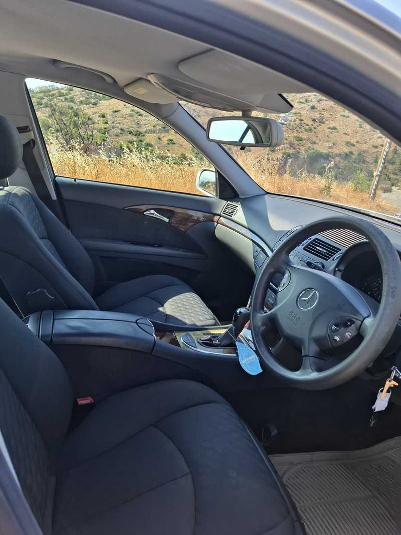 2002 Mercedes-Benz E-Class 2,6L 2002 Cyprus