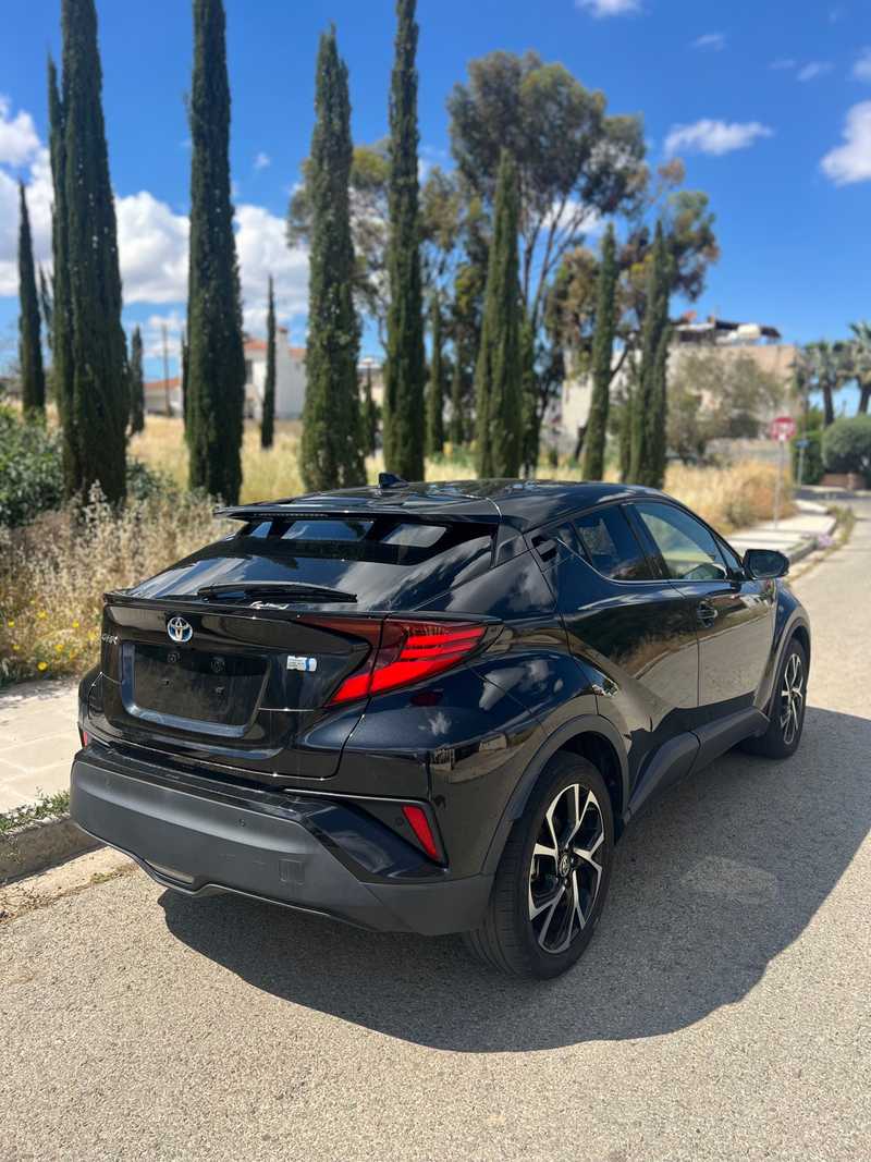 2021 Toyota C-HR 1,8L 2021 Cyprus