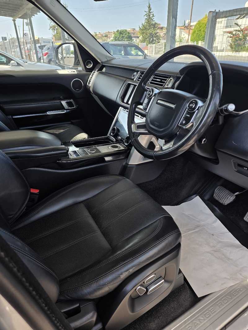 2017 Land Rover Range Rover Vogue 4,4L 2017 Cyprus