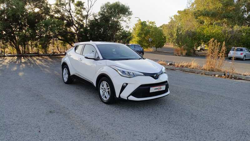 2022 Toyota C-HR 1,8L 2022 Cyprus