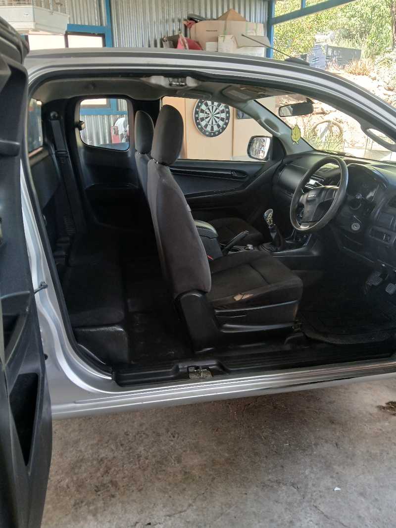 2012 Isuzu D-MAX 2,5L 2012 Cyprus