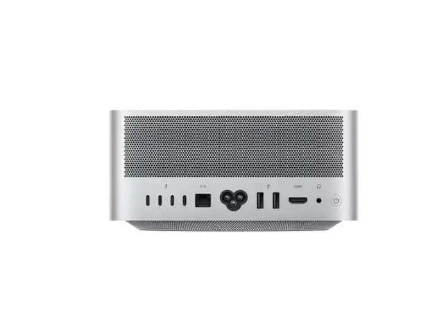 M5 max | 64gb ram | 4tb ssd, Nicosia — Strovolos - Acropolis