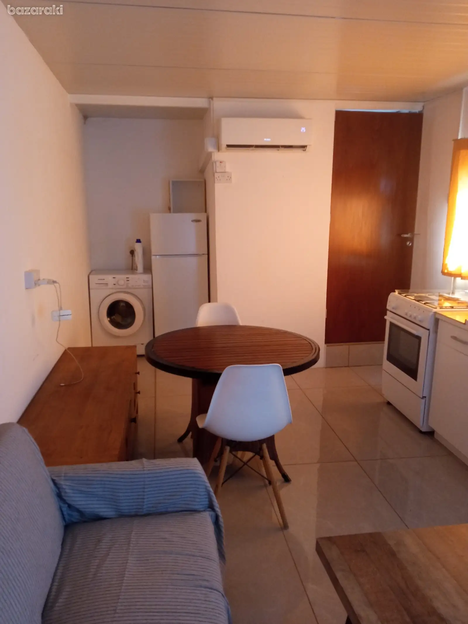 House, 1 bedroom — 2
