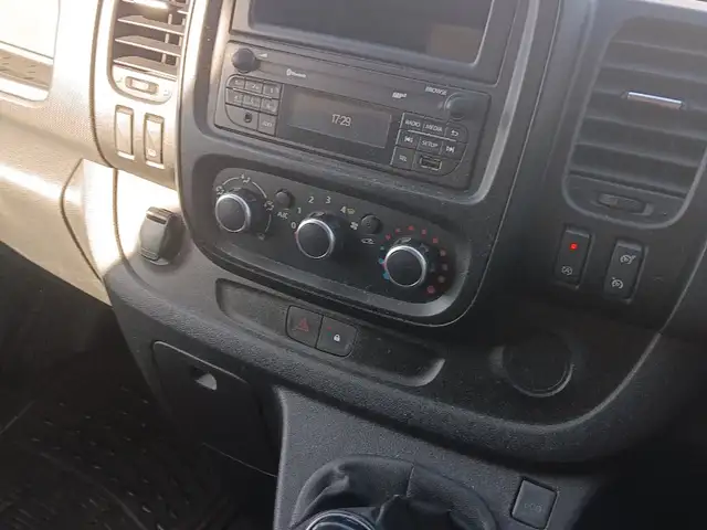 Renault Traffic 2,0L 2021, Nicosia — Palaiometocho - 6